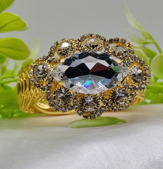 Imported Exquisite Oval Crystal Adjustable Bracelet – Imported Luxury Jewelry | Adjustable Bracelet – Best Quality Artificial Bracelet For Girls &amp; Women | Bracelet For Every Occasion